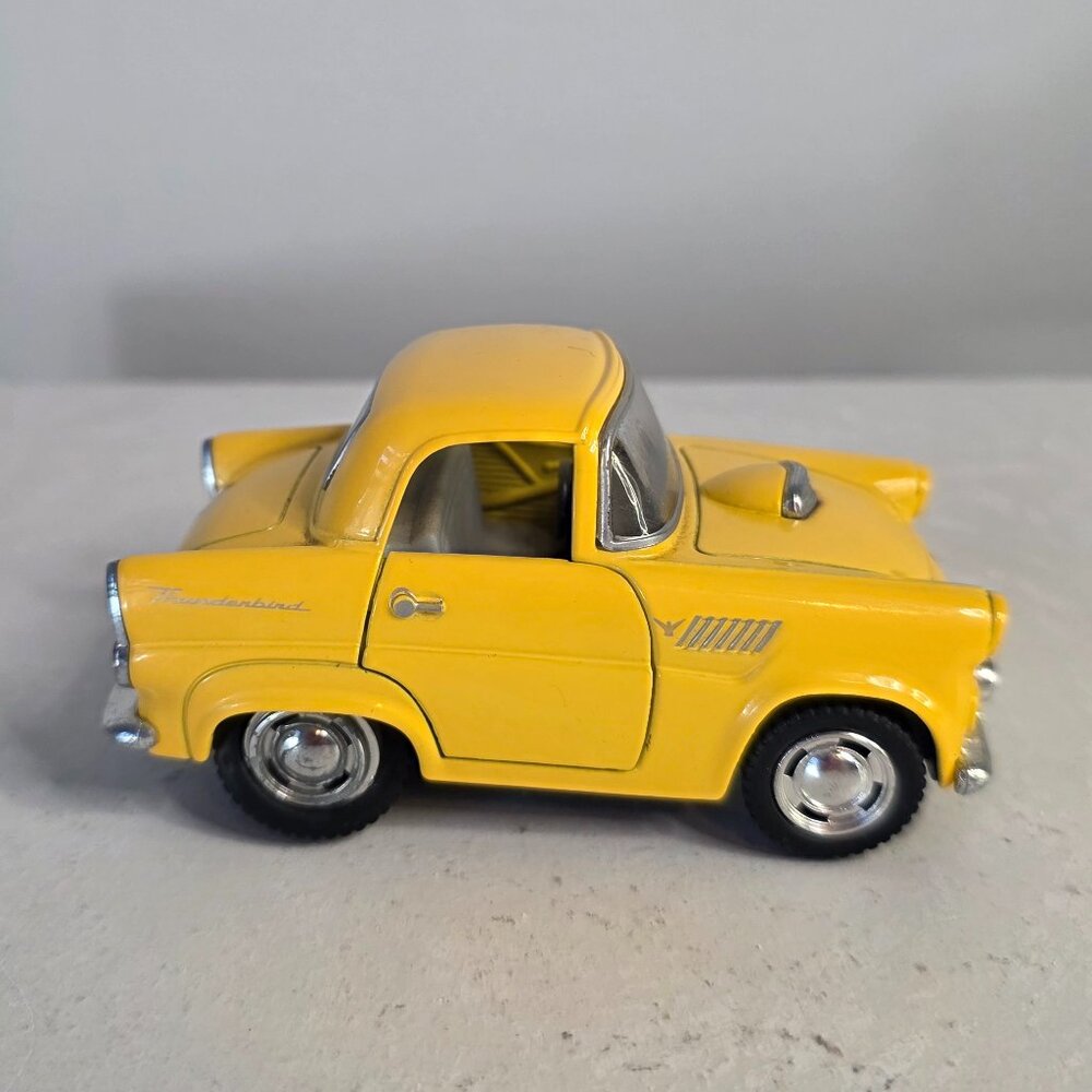 Kinsfun 1955 Ford Thunderbird Die Cast Car Pullback NWT